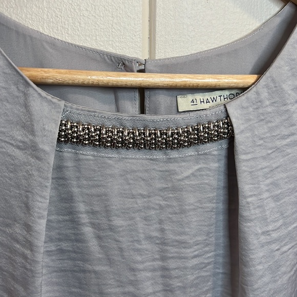 41 Hawthorn Light Grey Silky Lined Sleeveless Shirt - Picture 3 of 11